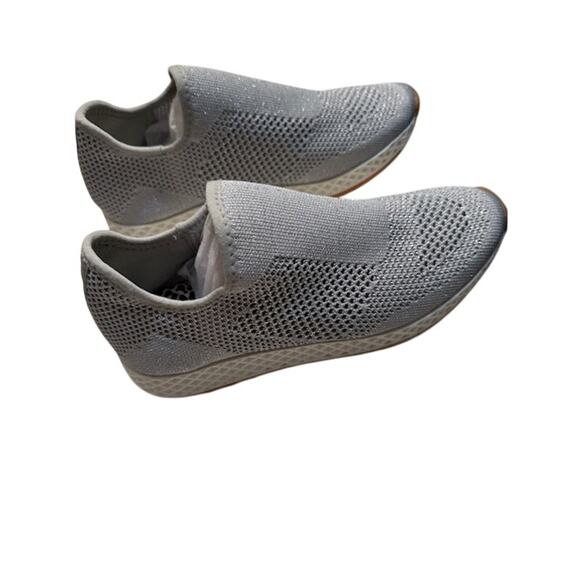 NWT J Slides Urban Sport Sneakers Silver Metallic Knit. - Picture 6 of 7